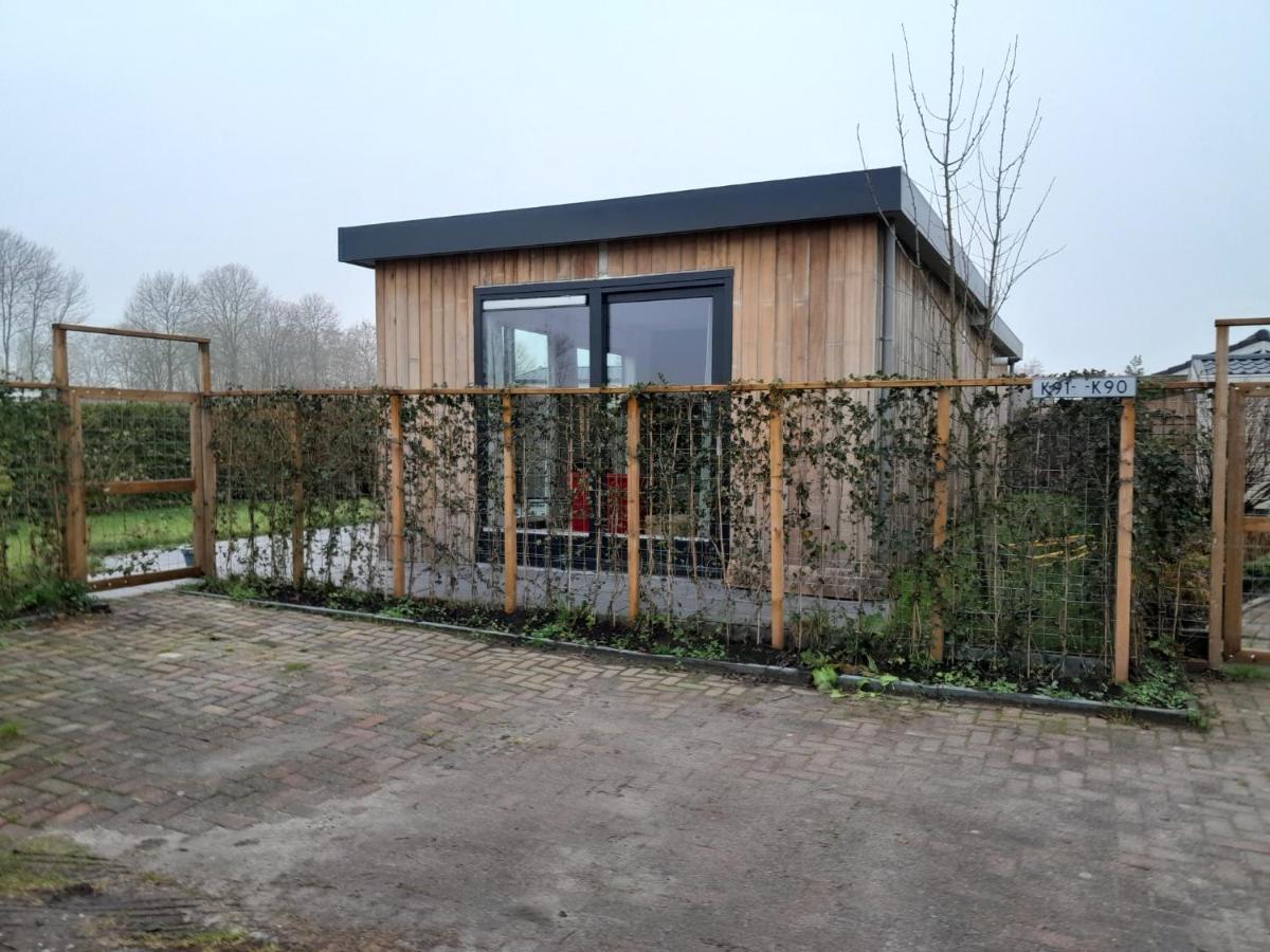 Luxe 5 Persoons Bungalow Op Rustig Vakantiepark Nabij Leeuwarden Dronrijp Bagian luar foto